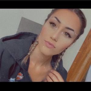 Meet your Posher, Kylee